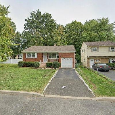 955 Walnut St, Roselle, NJ 07203