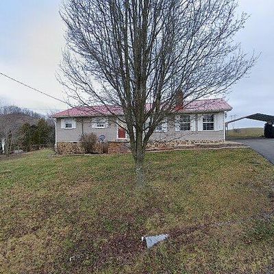 956 Hubbard Town Rd, Honaker, VA 24260