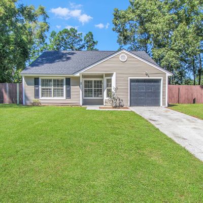 96 Egret Cir, Richmond Hill, GA 31324