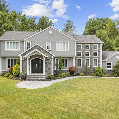 96 Powder Hill Rd, Montvale, NJ 07645