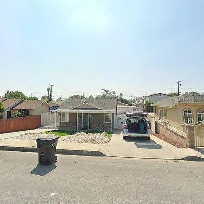 960 W Hollyvale St, Azusa, CA 91702