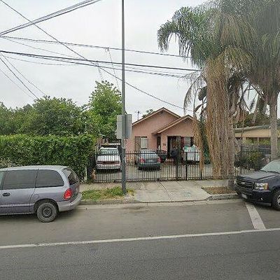 9611 Compton Ave, Los Angeles, CA 90002