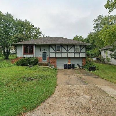 9623 Overhill Rd, Kansas City, MO 64134