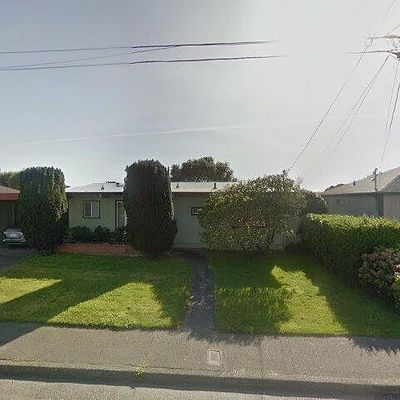 968 A St, Crescent City, CA 95531