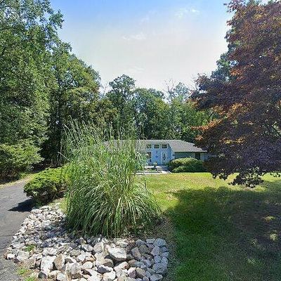 97 Hillside Ct, Mount Bethel, PA 18343