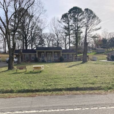 97 Lebanon Hwy, Carthage, TN 37030