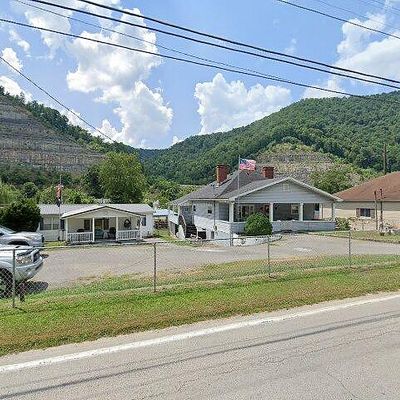 97 Persimmon Rd, Stollings, WV 25646