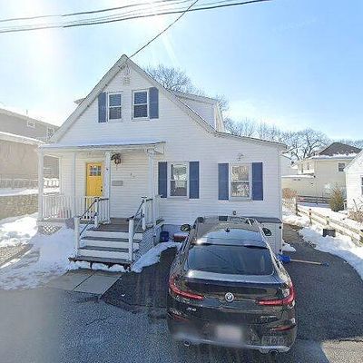 97 Taft St, Medford, MA 02155