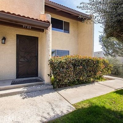 9700 Via Roma, Burbank, CA 91504