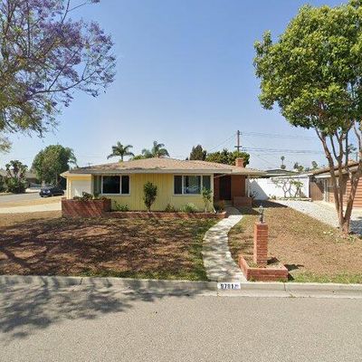 9701 Hibiscus Dr, Garden Grove, CA 92841