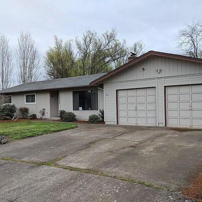 971 Queen Ct Ne, Salem, OR 97301