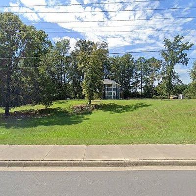 9712 Dollarway Rd, White Hall, AR 71602