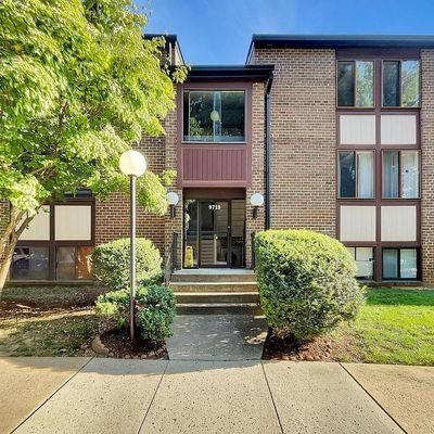 9719 Kings Crown Court, Fairfax, VA 22031