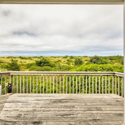 973 S Sand Dune Ave Sw, Ocean Shores, WA 98569