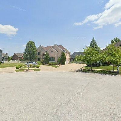 9733 Laurel Ct, Munster, IN 46321