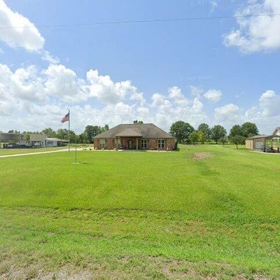 9741 La Hwy 82, Abbeville, LA 70510