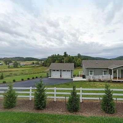 9744 Tinsley Ln, Bent Mountain, VA 24059