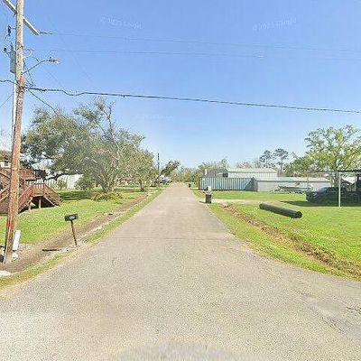 Dover Dr, Houma, LA 70363