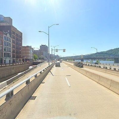 Fort Pitt Blvd, Pittsburgh, PA 15222