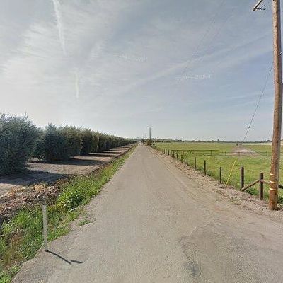 Road 242, Lindsay, CA 93247