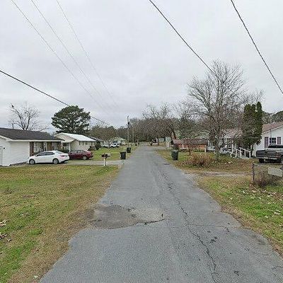 Rollan St, Clanton, AL 35045