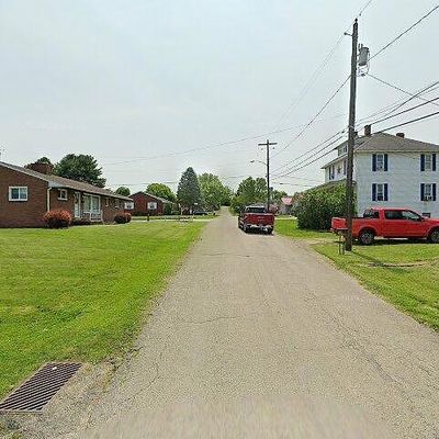 Ross Ave, Masontown, PA 15461