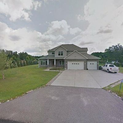 S4185 Whispering Pines Dr, Baraboo, WI 53913