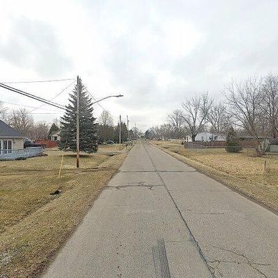 Shaw St., Burton, MI 48529