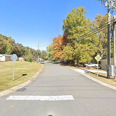 Slagle Dr, Charlotte, NC 28215