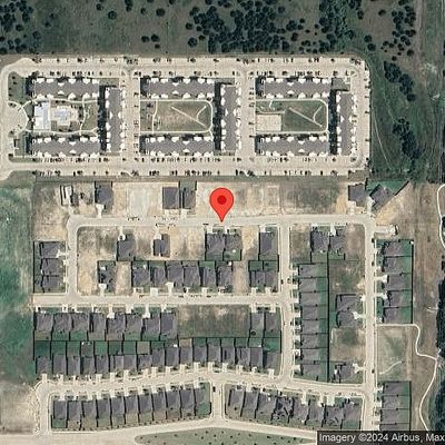 Tradd St, Glenn Heights, TX 75154