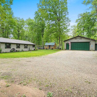 N10642 Delsart Ln, Crivitz, WI 54114