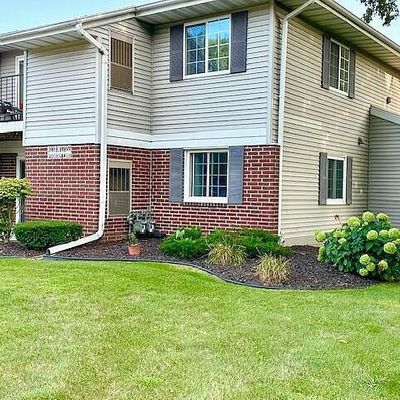 N110 W17155 Ashbury Lane #4, Germantown, WI 53022