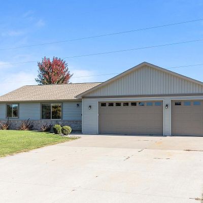 N1810 Savannah Dr, Greenville, WI 54942