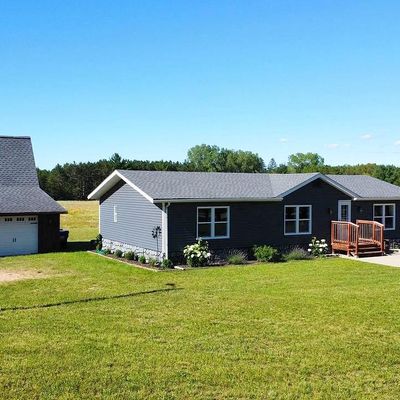 N2954 Oak Hill Rd, Lyndon Station, WI 53944