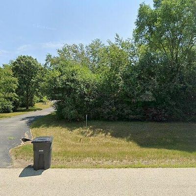 N8064 Kadad Ln, East Troy, WI 53120