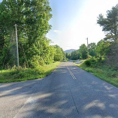 Petit Ln, Wartburg, TN 37887