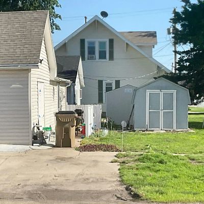 101 W Cedar St, Doniphan, NE 68832