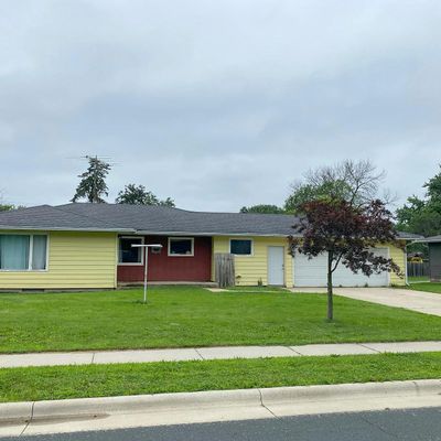 1020 S Broadway St, Spring Valley, MN 55975