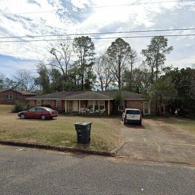 104 Candy Dr, Enterprise, AL 36330