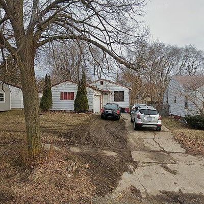 1042 Pinehurst Ave, Flint, MI 48507