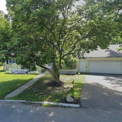 105 Hillcrest Rd, Syracuse, NY 13224