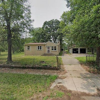 1050 Point Basse Ave, Nekoosa, WI 54457