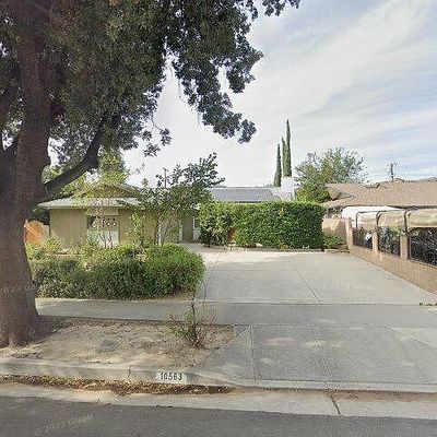 10563 Hillview Ave, Chatsworth, CA 91311