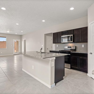 10567 Valedon Lane Sw, Albuquerque, NM 87121