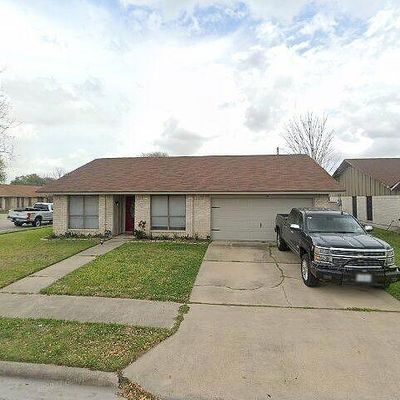 106 Ivanhoe Dr, Victoria, TX 77901