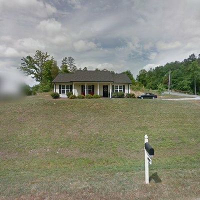 1075 Arrowhead Dr Se, Concord, NC 28025