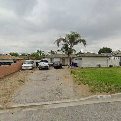 10808 Alameda Ave, Bloomington, CA 92316