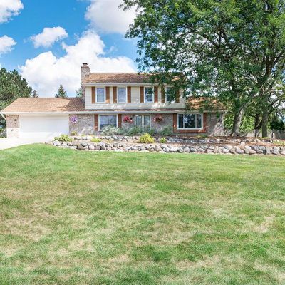 W316 N420 Huckleberry Way S, Delafield, WI 53018