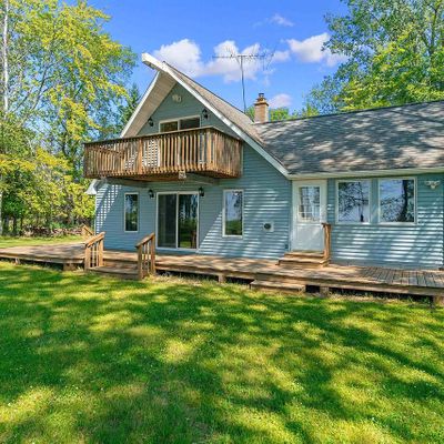 W3177 Bay Rd, Peshtigo, WI 54157