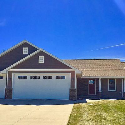 W6359 Rocky Mountain Dr, Greenville, WI 54942